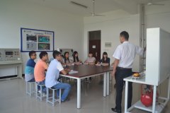 ��ѧʵ������